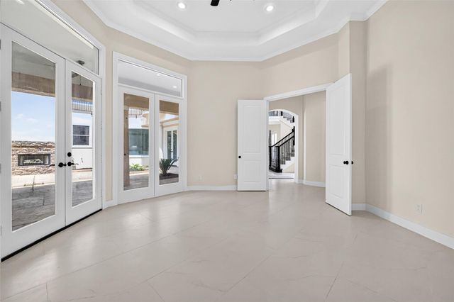 46 Kingwood Greens Drive, Houston, TX 77339