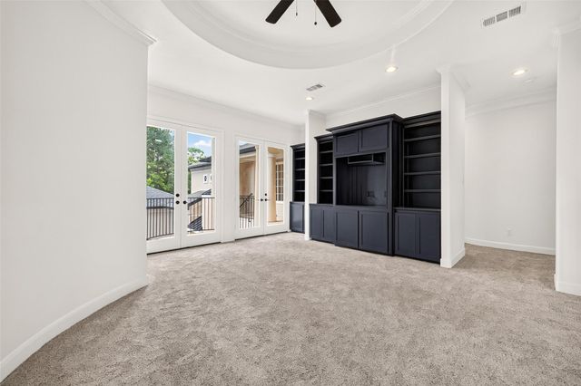 46 Kingwood Greens Drive, Houston, TX 77339