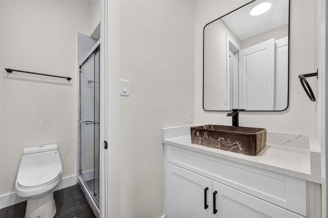 46 Kingwood Greens Drive, Houston, TX 77339
