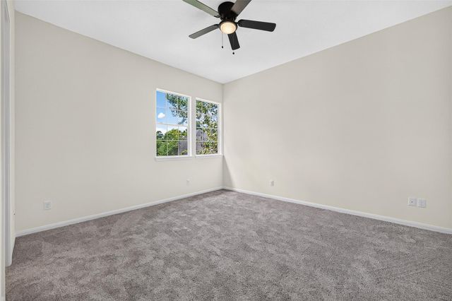 46 Kingwood Greens Drive, Houston, TX 77339