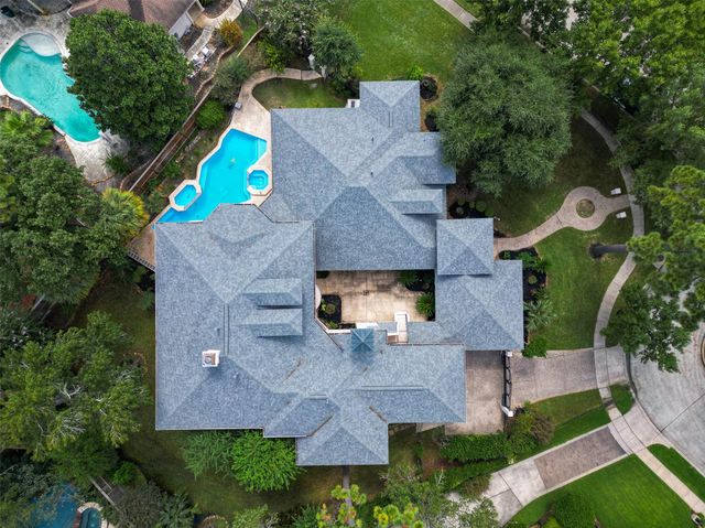 46 Kingwood Greens Drive, Houston, TX 77339