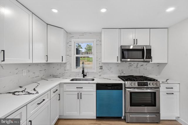 14404 BIRCHDALE AVE, Woodbridge, VA 22193