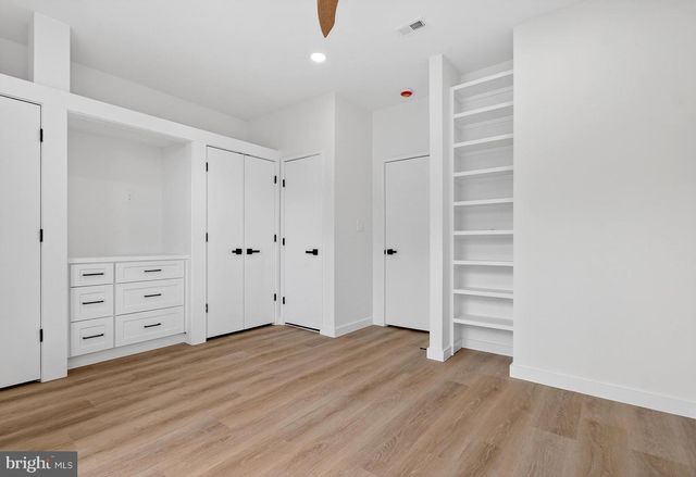 14404 BIRCHDALE AVE, Woodbridge, VA 22193