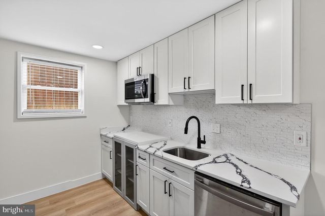 14404 BIRCHDALE AVE, Woodbridge, VA 22193