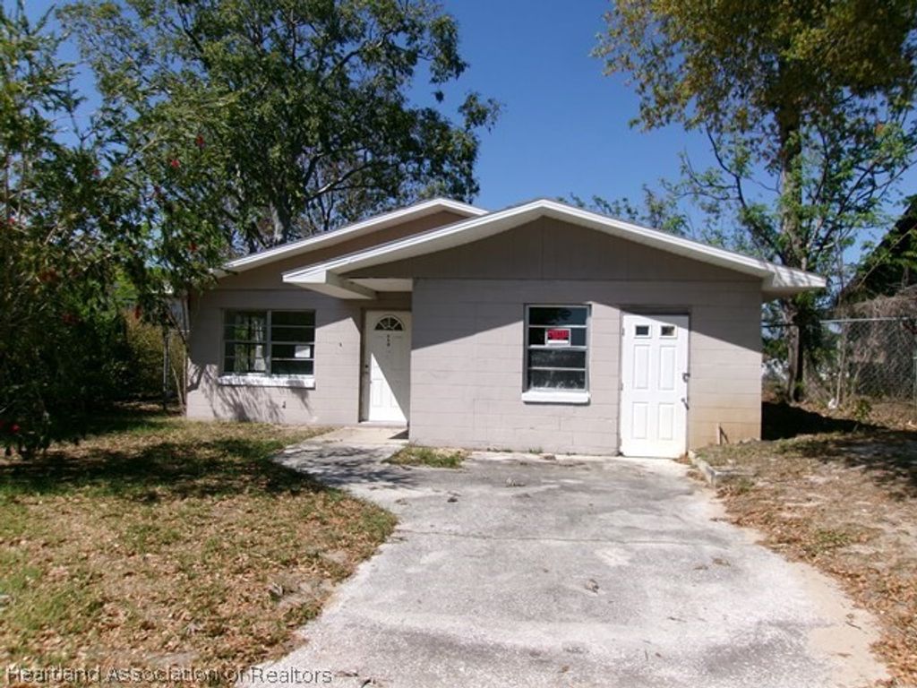 110 Washington Street, Lake Placid, FL 33852