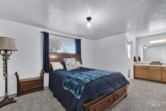 2304 Jodi Avenue, Nampa, ID 83651