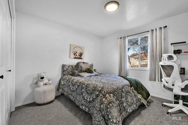 2304 Jodi Avenue, Nampa, ID 83651