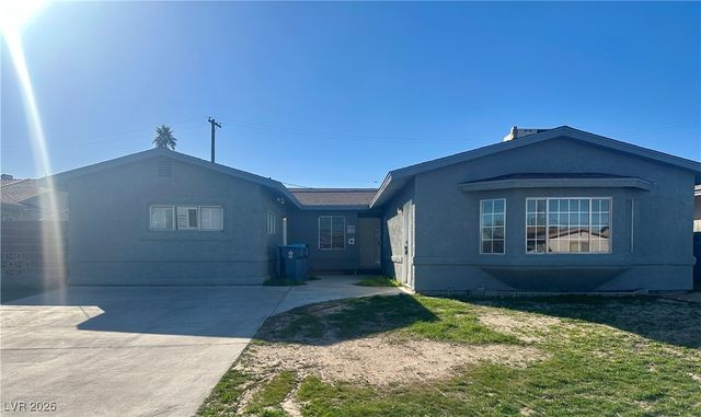 4215 Via Olivero Avenue, Las Vegas, NV 89102