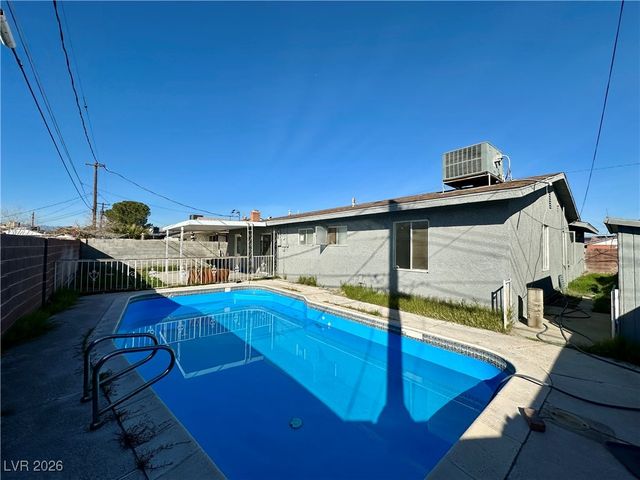 4215 Via Olivero Avenue, Las Vegas, NV 89102