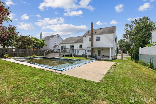 35 Heathcote Avenue, Edison, NJ 08817