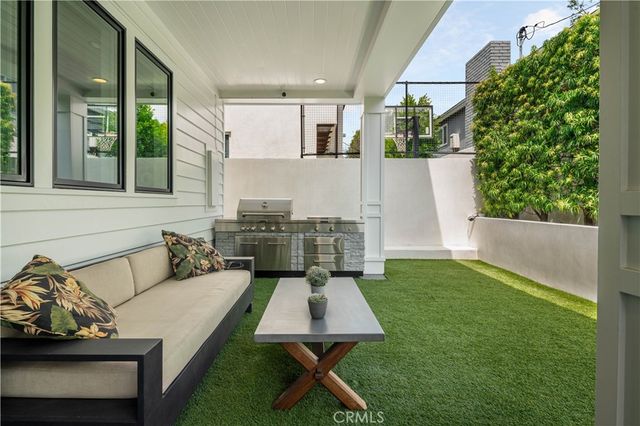 505 14th Street, Manhattan Beach, CA 90266