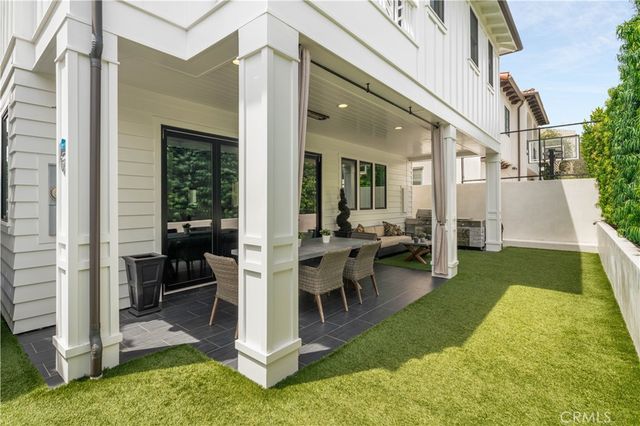 505 14th Street, Manhattan Beach, CA 90266