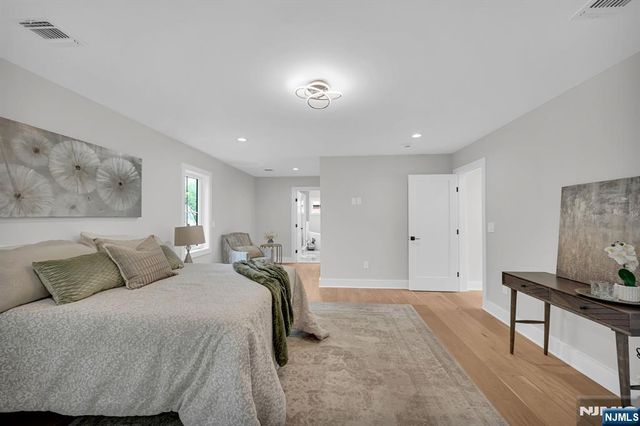 46 Snyder Avenue, Berkeley Heights, NJ 07922