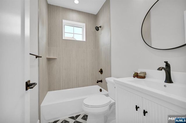 46 Snyder Avenue, Berkeley Heights, NJ 07922