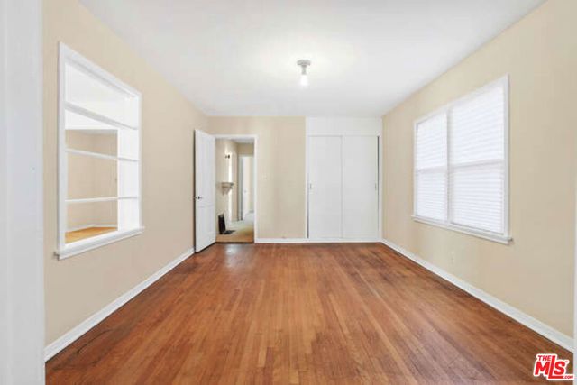 557 N Madison Avenue, Los Angeles, CA 90004