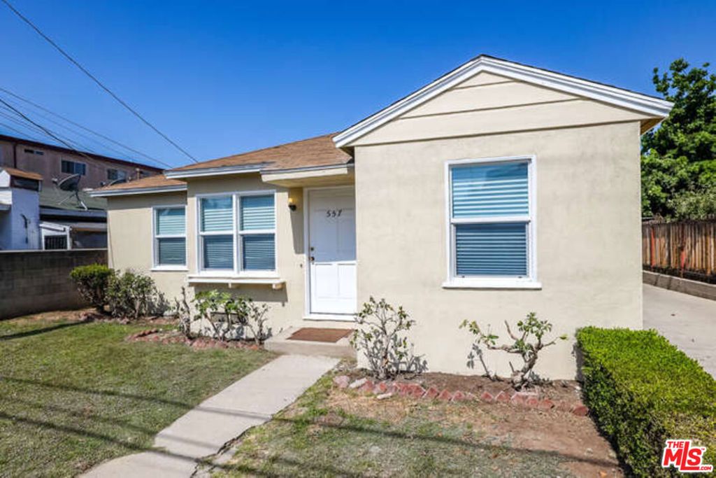 557 N Madison Avenue, Los Angeles, CA 90004