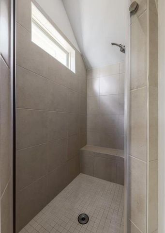 13501 Metric BLVD 16, Austin, TX 78727