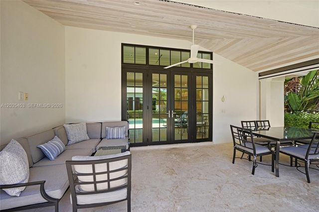 135 Chilean Ave, Palm Beach, FL 33480