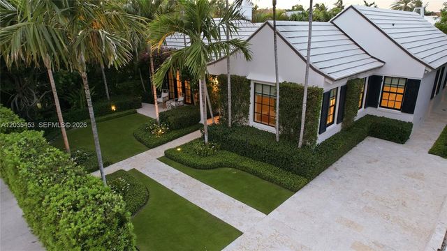 135 Chilean Ave, Palm Beach, FL 33480