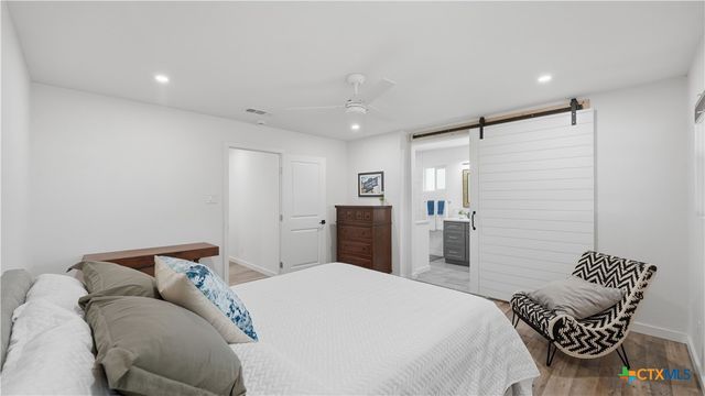 305 Whitetail Drive, Manchaca, TX 78652