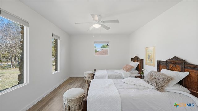 305 Whitetail Drive, Manchaca, TX 78652