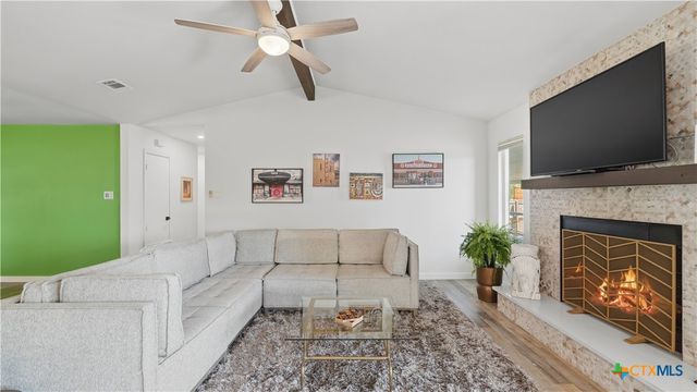 305 Whitetail Drive, Manchaca, TX 78652