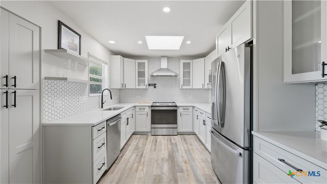 305 Whitetail Drive, Manchaca, TX 78652