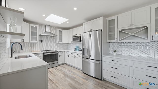 305 Whitetail Drive, Manchaca, TX 78652