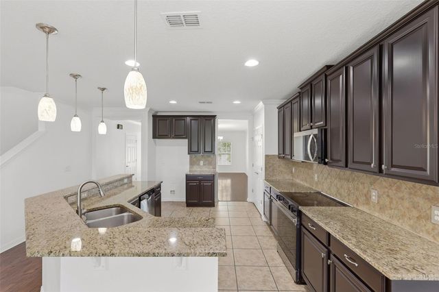 3437 BRANT STREET, St Cloud, FL 34772