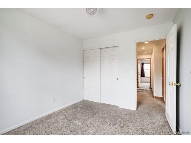 296 Wagonwheel Dr, Fort Lupton, CO 80621