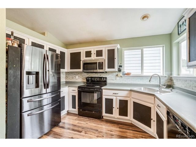 296 Wagonwheel Dr, Fort Lupton, CO 80621