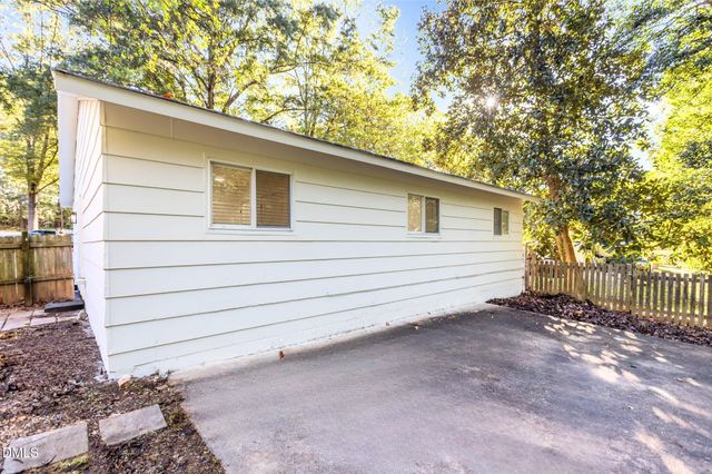 7313 Longstreet Drive, Raleigh, NC 27615