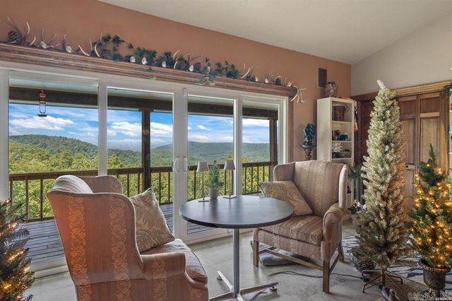 2874 Copper Hollow Trail, Bismarck, AR 71929