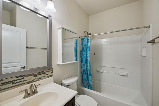 1822 Artem Court, Houston, TX 77051