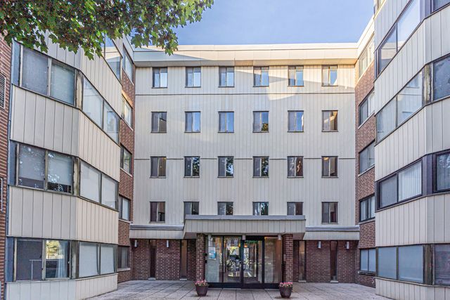 5500 Lincoln Avenue 504W, Morton Grove, IL 60053