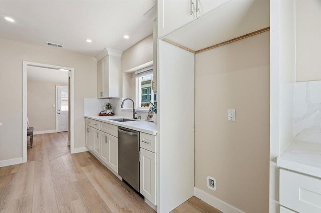 135 E Younger Avenue, San Jose, CA 95112