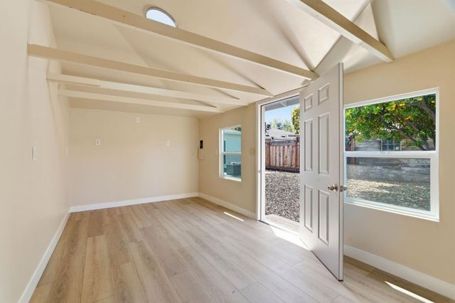 135 E Younger Avenue, San Jose, CA 95112