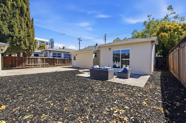 135 E Younger Avenue, San Jose, CA 95112