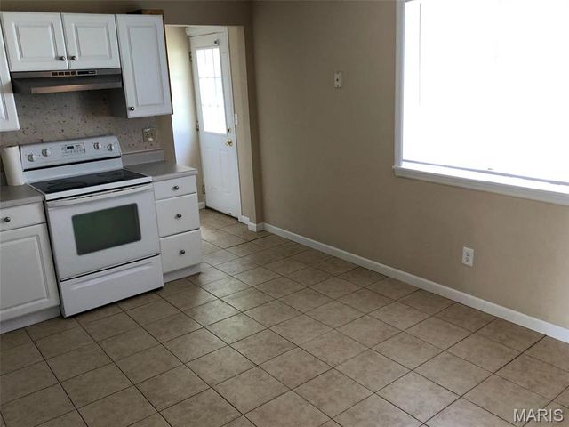 1903 Autumn Hill Drive, O'fallon, MO 63366
