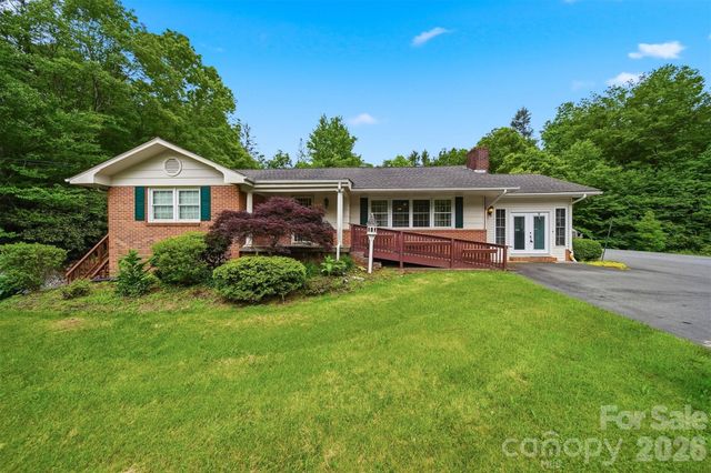 9121 NC 181 Highway, Newland, NC 28657