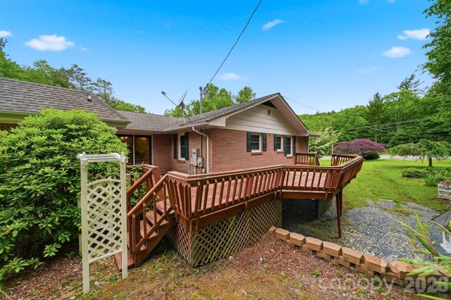 9121 NC 181 Highway, Newland, NC 28657
