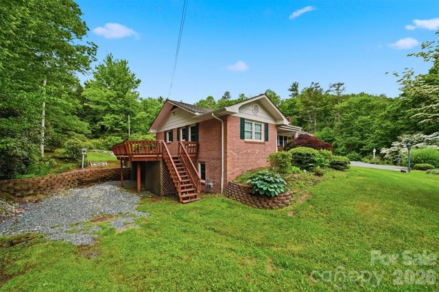 9121 NC 181 Highway, Newland, NC 28657