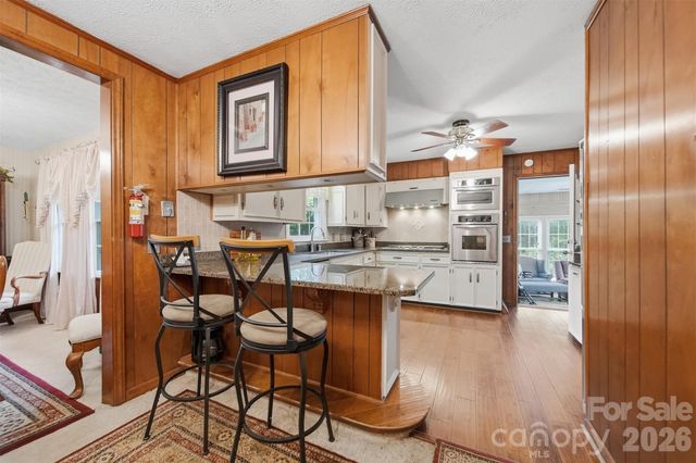 9121 NC 181 Highway, Newland, NC 28657