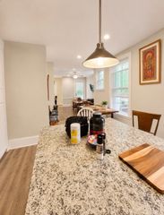 21 Trull 21, Boston, MA 02125
