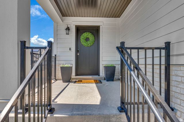 69 N GRANITE PARK DR, Saratoga Springs, UT 84045