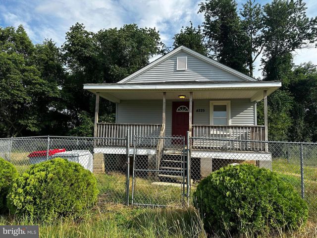 4225 MAYS LANDING RD, Millville, NJ 08332