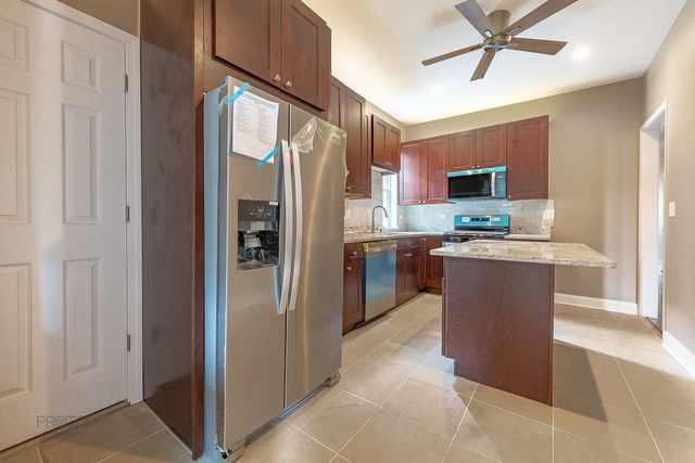 35 N Mayfield Avenue 1, Chicago, IL 60644