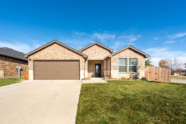 2101 Brisbon Street, Fate, TX 75189