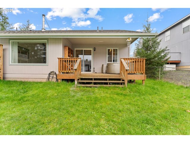 720 Sw PIONEER Ct, Willamina, OR 97396