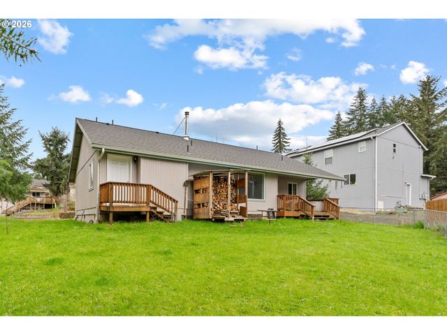 720 Sw PIONEER Ct, Willamina, OR 97396